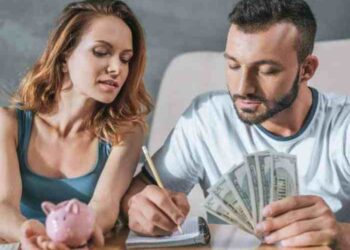 How Do Couples Manage Money at Jamie Heyne blog